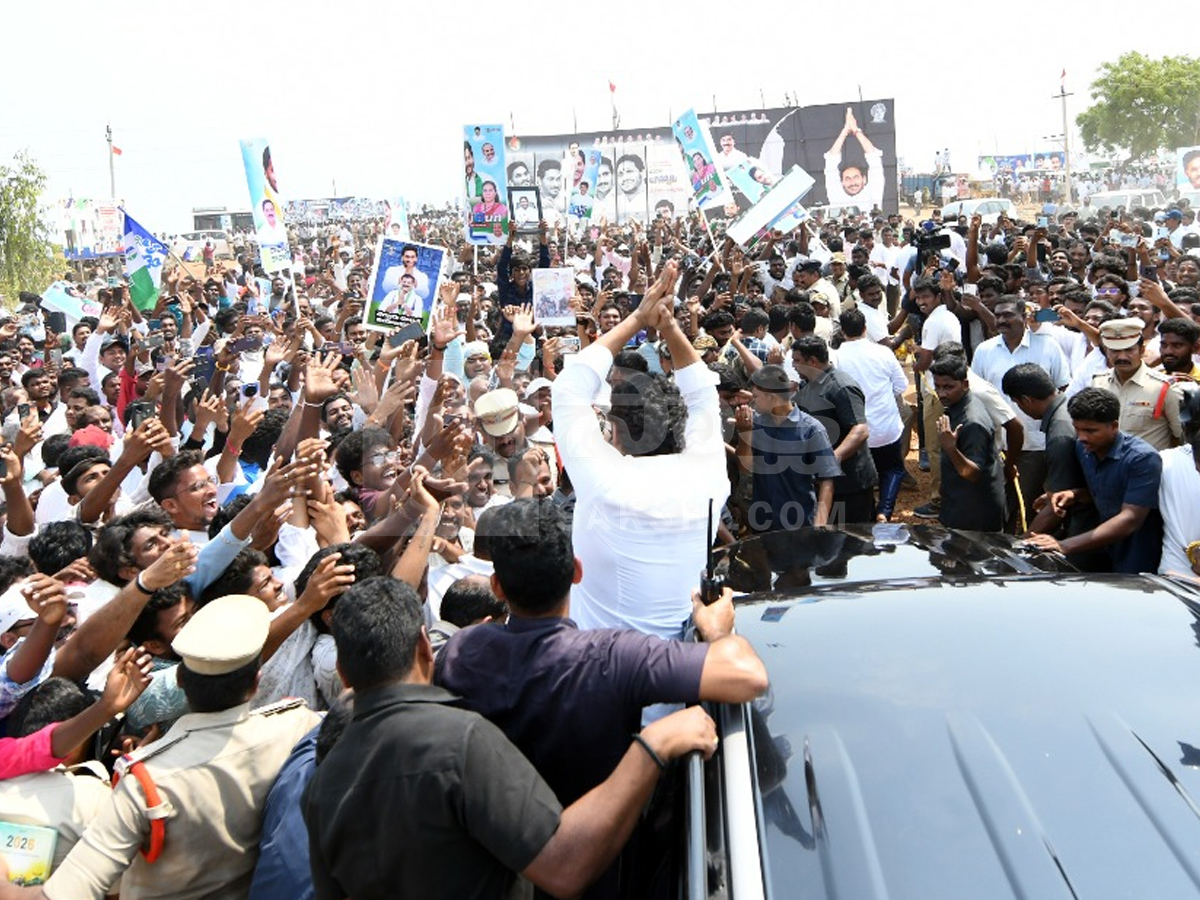 YS Jagan Juvvaladinne Tour Photos4