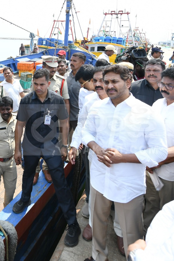 YS Jagan Juvvaladinne Tour Photos40