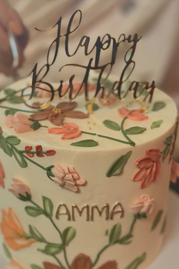 Actor Prabhas Aunty Shyamala Devi Birthday Celebrations Photos5