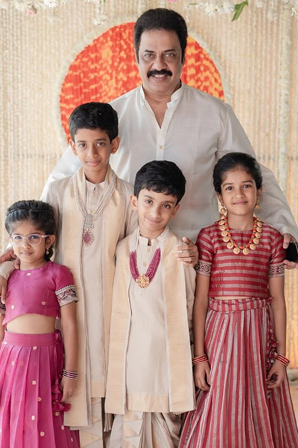 Actor Raja Ravindra Enjoying With Family Photos10