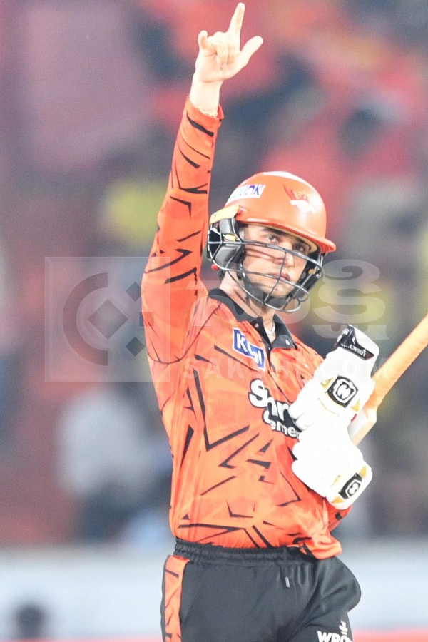 Celebrities And Fans In IPL Match At Hyderabad Uppal Cricket Stadium Photos4