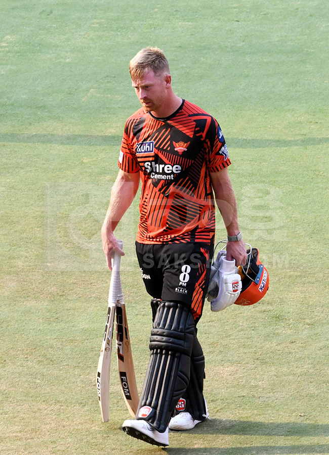 IPL 2026 : SRH vs CSK Match in Hyderabad 17