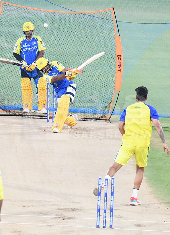 IPL 2026 : SRH vs CSK Match in Hyderabad 28