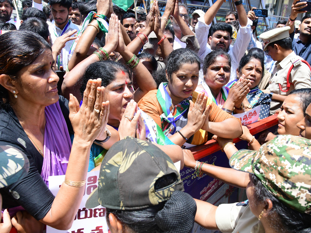 Best Photos of The Week in AP and Telangana Photo Gallery5