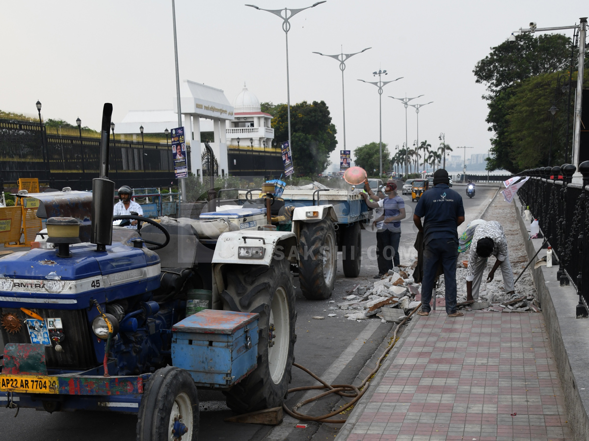 Rain Hits Several Places In Hyderabad Photos21