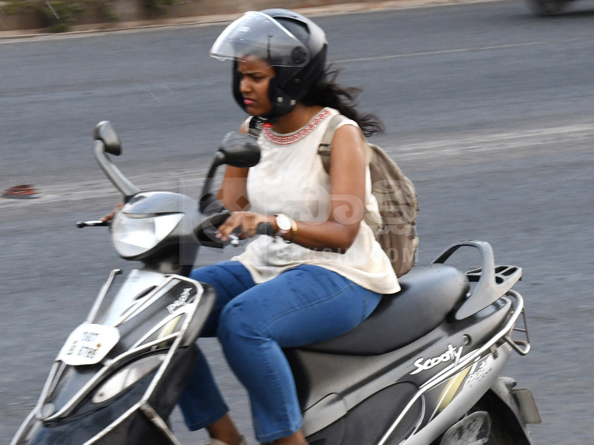Rain Hits Several Places In Hyderabad Photos6