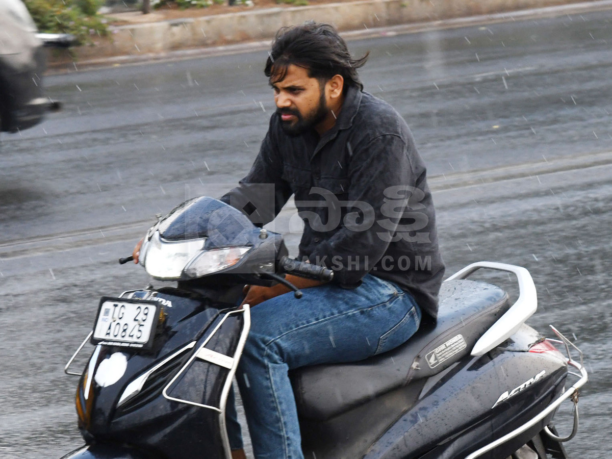 Rain Hits Several Places In Hyderabad Photos7
