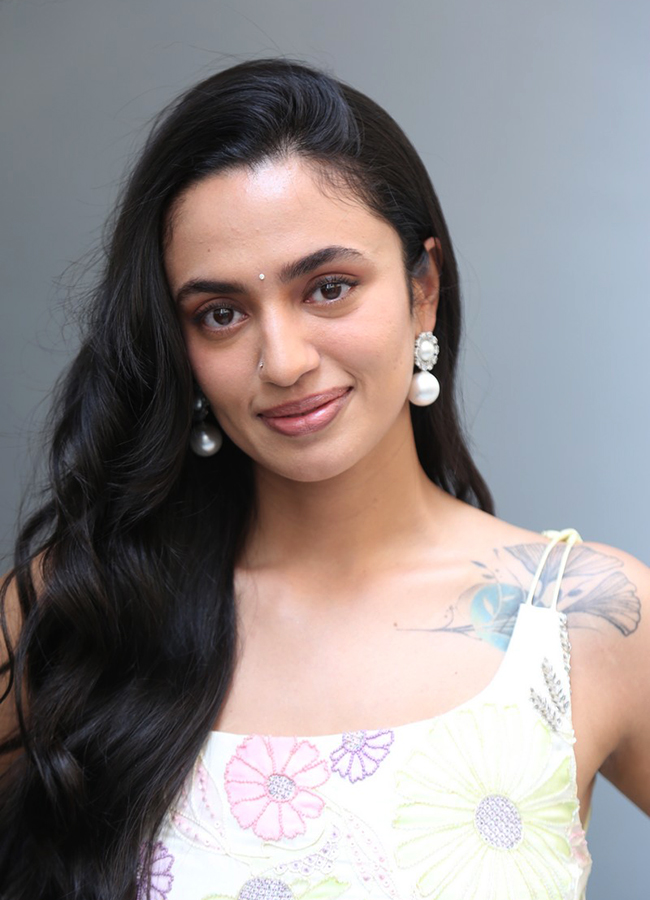 Biker Movie : Actress Malvika Nair HD Photos4