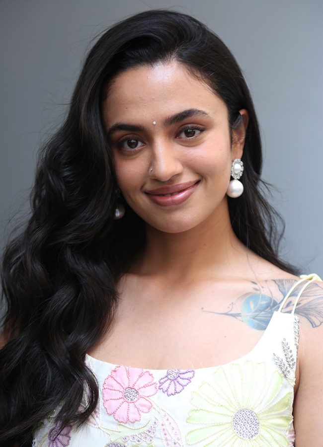 Biker Movie : Actress Malvika Nair HD Photos8