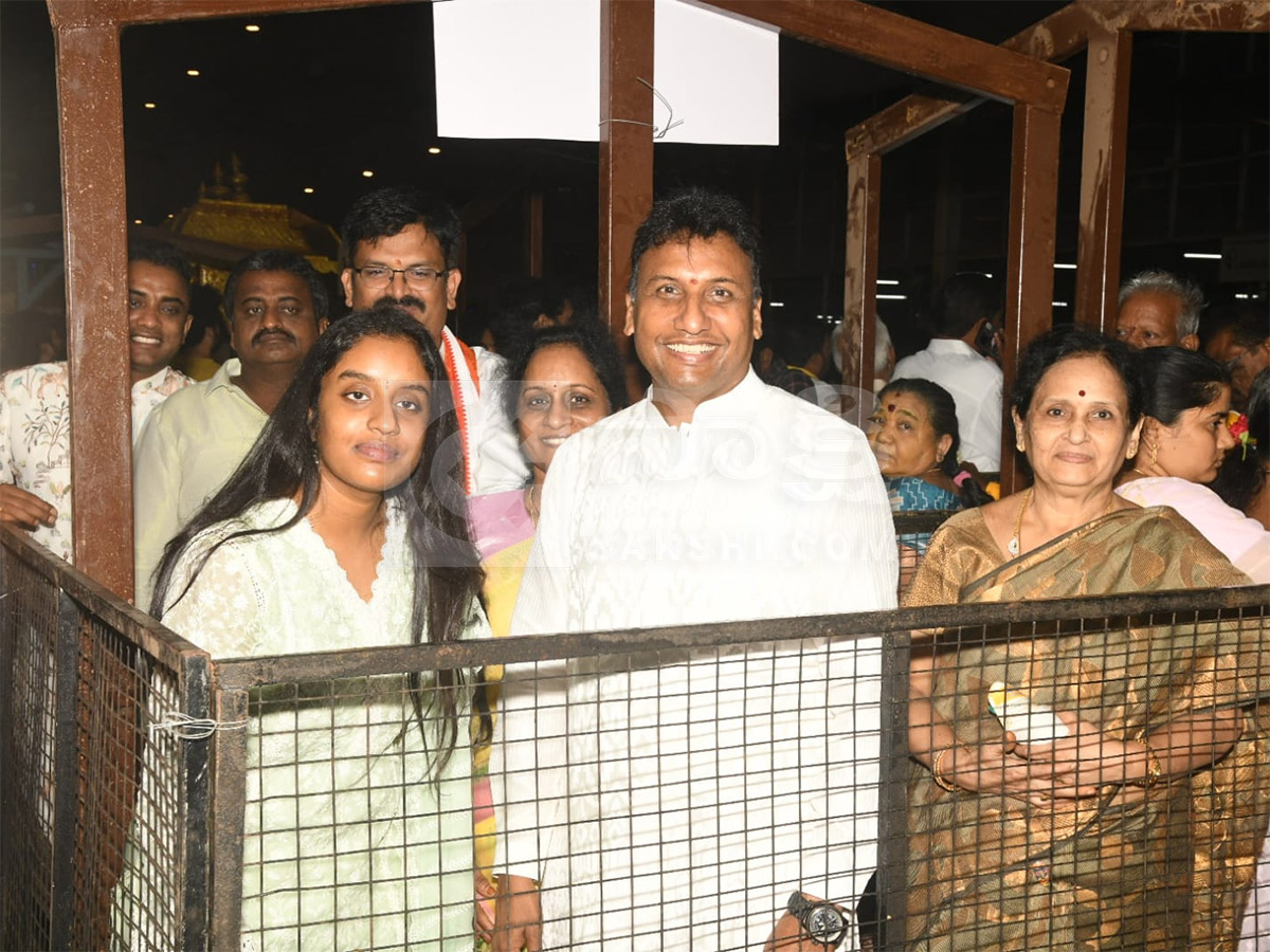 Simhachalam Varaha Lakshmi Narasimha Swamy Chandanotsavam 2026 Photos5