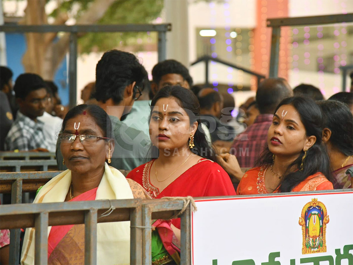 Simhachalam Varaha Lakshmi Narasimha Swamy Chandanotsavam 2026 Photos8