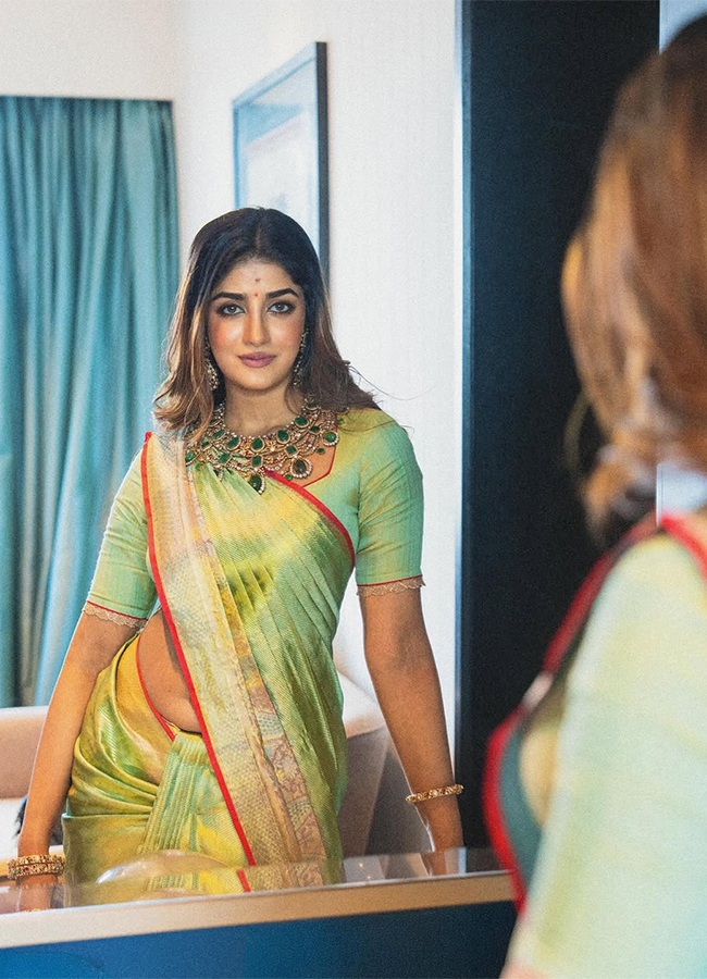 Tollywood Actress Dimple Hayathi Latest Pics4