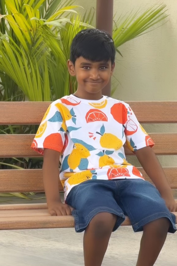  Taraka Ratna Wife Alekhya Reddy With Her Children Photos6