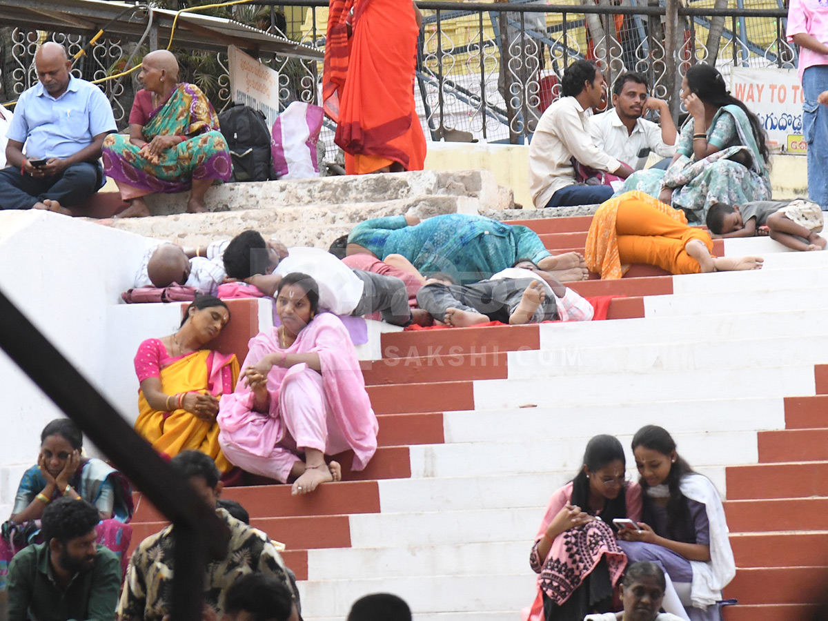 Devotional : Nijaroopa Darshanam at Simhachalam HD Photos12