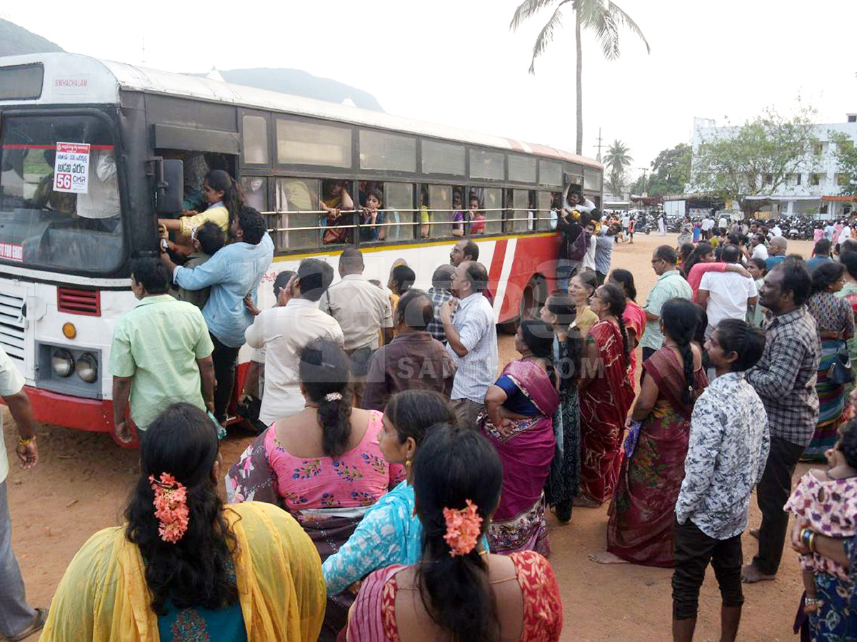 Devotional : Nijaroopa Darshanam at Simhachalam HD Photos19