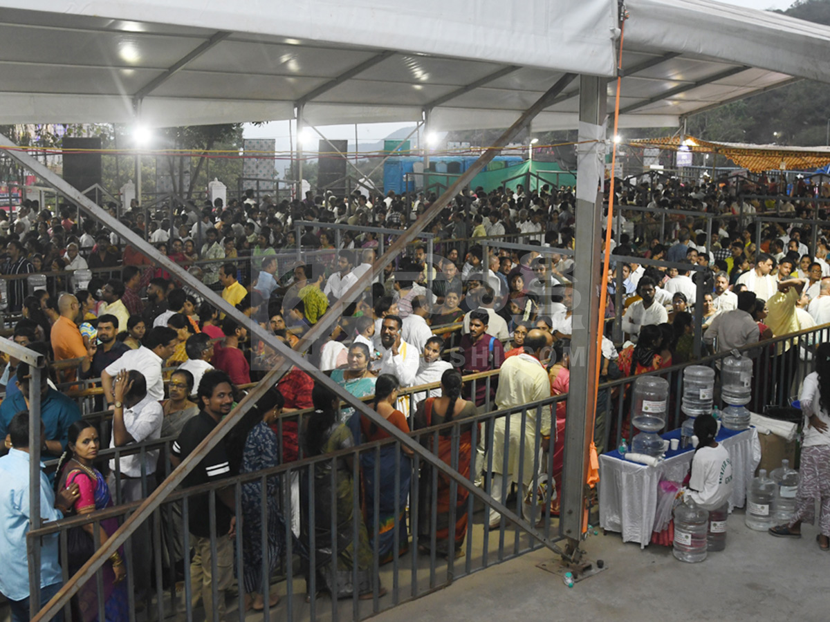 Devotional : Nijaroopa Darshanam at Simhachalam HD Photos5
