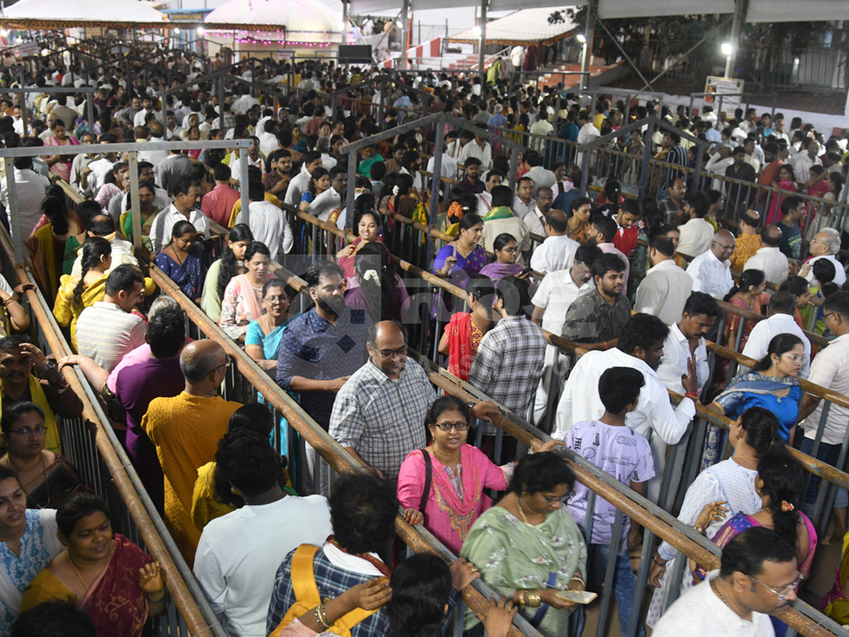 Devotional : Nijaroopa Darshanam at Simhachalam HD Photos6