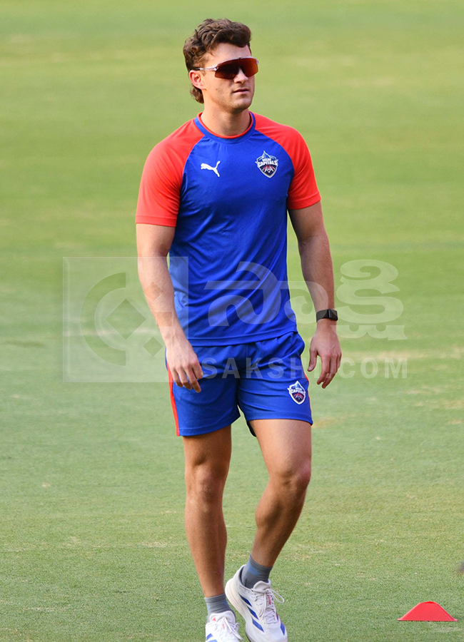 IPL 2026 : SRH vs DC Match in Hyderabad5