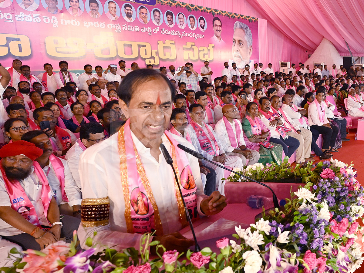 KCR Public Meeting In Jagtial9