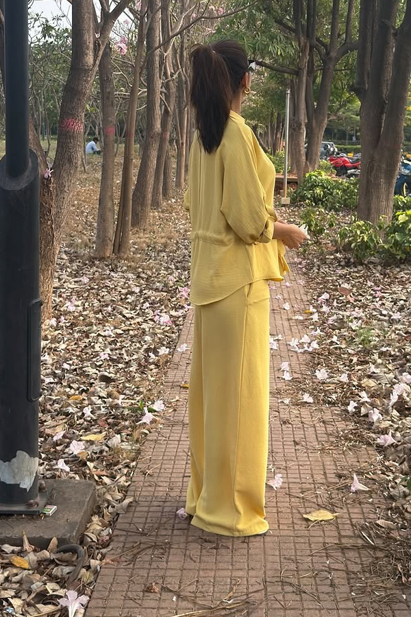 Actress Mrunal Thakur Latest Beautiful Photos5