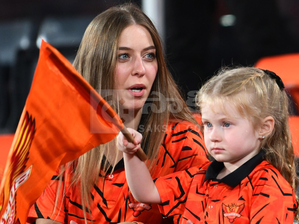 SRH vs DC: Celebrities Light Up Uppal Stadium in IPL 2026 Photos22