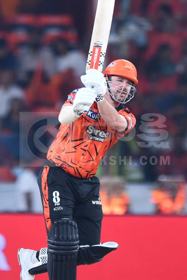 SRH vs DC: Celebrities Light Up Uppal Stadium in IPL 2026 Photos4