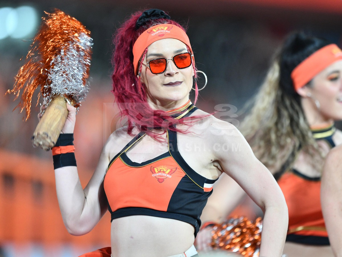 SRH vs DC: Celebrities Light Up Uppal Stadium in IPL 2026 Photos31