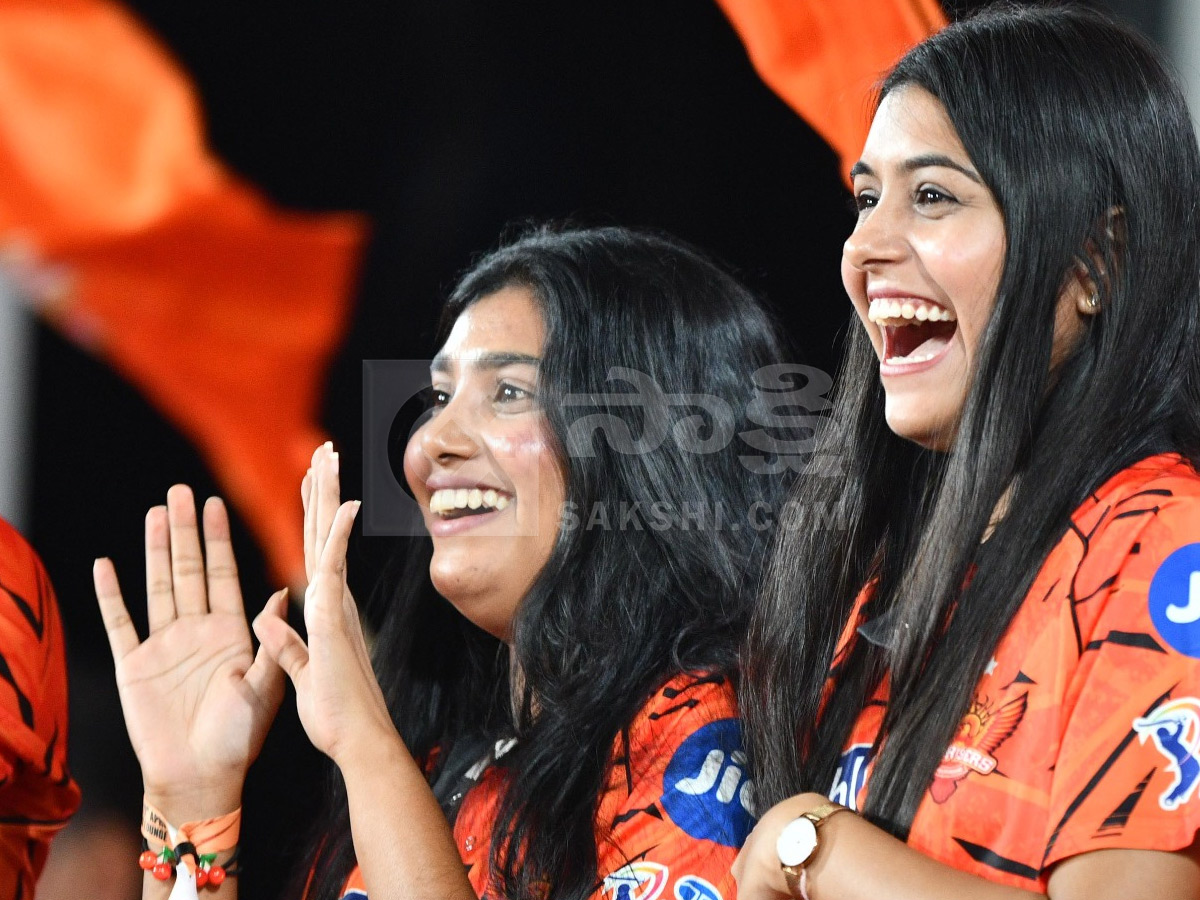 SRH vs DC: Celebrities Light Up Uppal Stadium in IPL 2026 Photos44