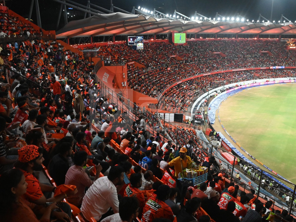 SRH vs DC: Celebrities Light Up Uppal Stadium in IPL 2026 Photos46