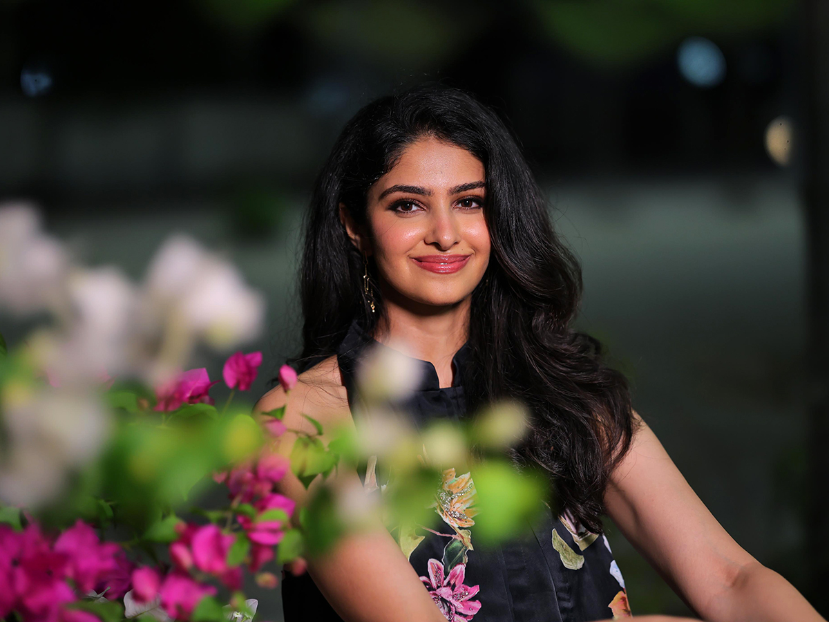 Tollywood Actress Manasa Varanasi HD Photos1