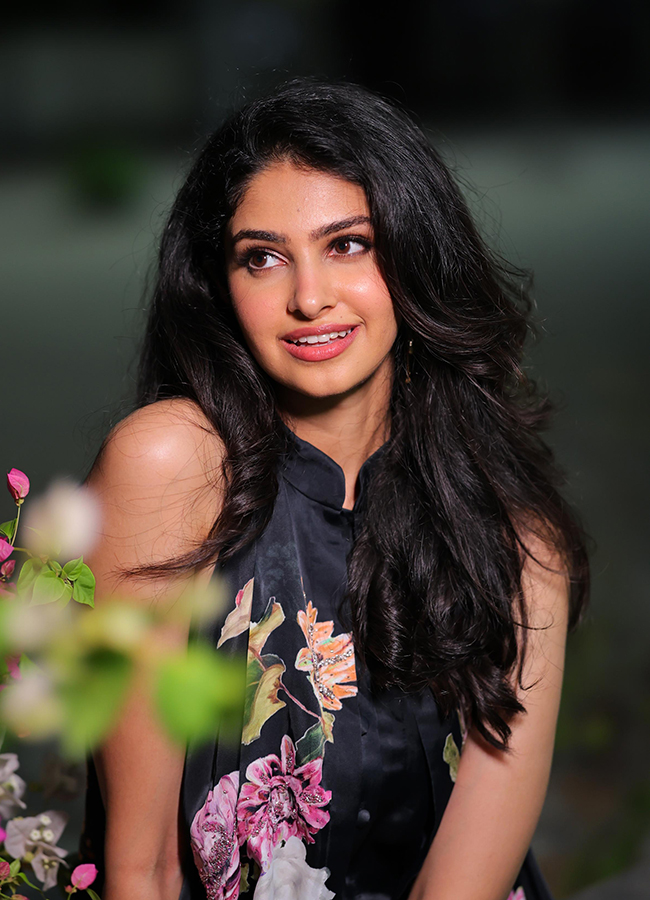 Tollywood Actress Manasa Varanasi HD Photos10