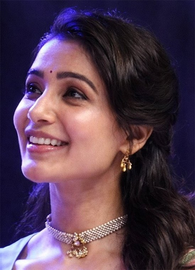 Maa Inti Bangaaram Movie : Actress Samantha Latest Photos Viral15