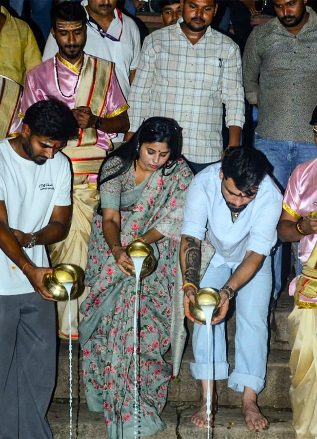 Rinku Singh And Priya Saroj Seek Blessings At Kashi Vishwanath Temple10