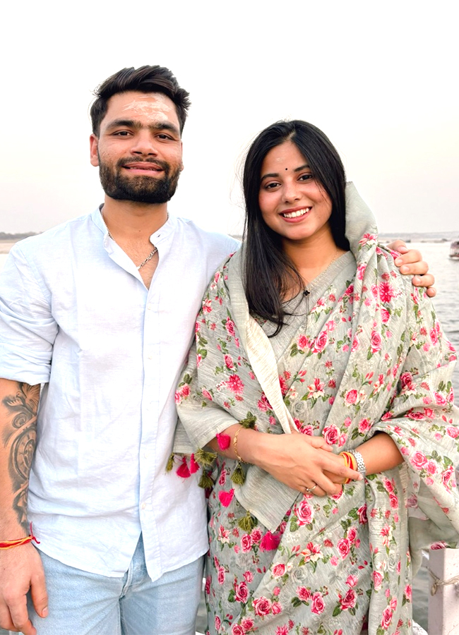Rinku Singh And Priya Saroj Seek Blessings At Kashi Vishwanath Temple2