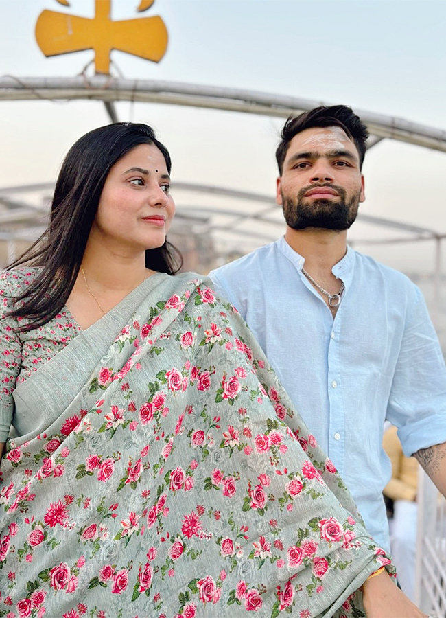 Rinku Singh And Priya Saroj Seek Blessings At Kashi Vishwanath Temple8