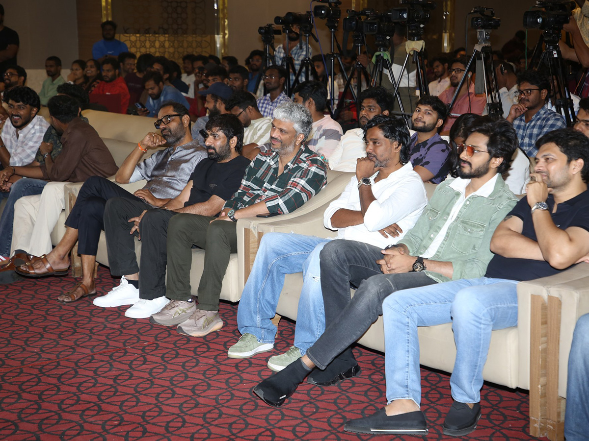 Vaazha 2 Telugu Pre Release Event Photos14