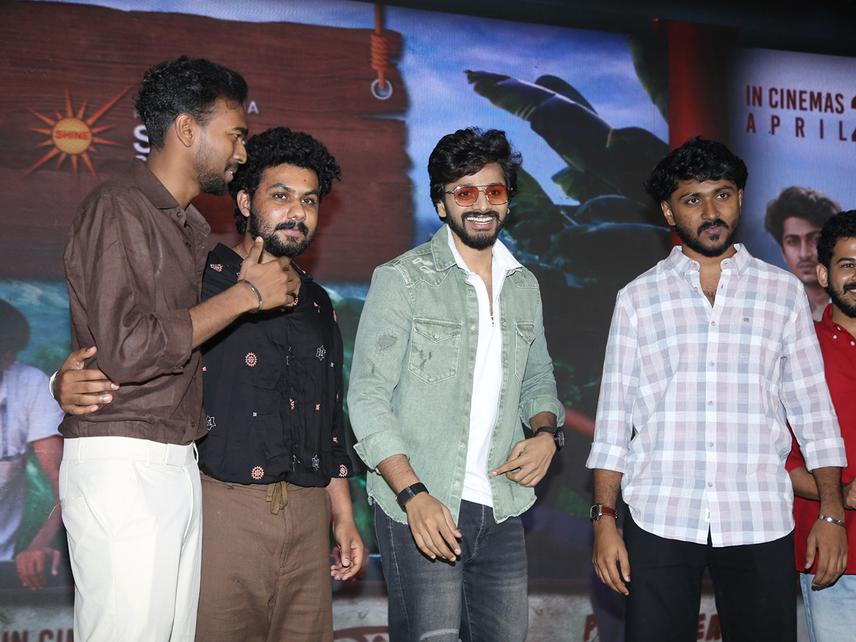 Vaazha 2 Telugu Pre Release Event Photos2