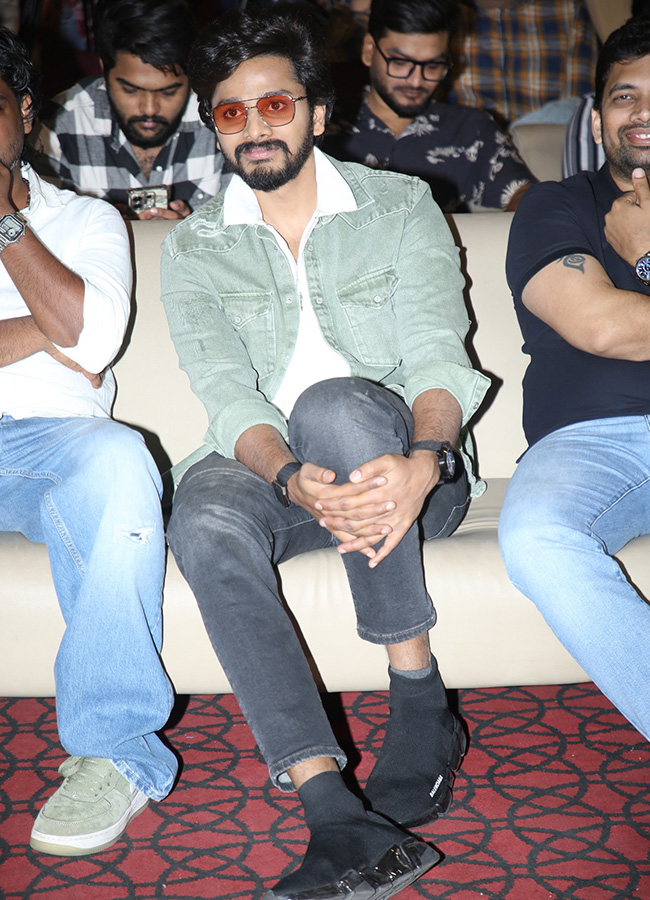 Vaazha 2 Telugu Pre Release Event Photos7