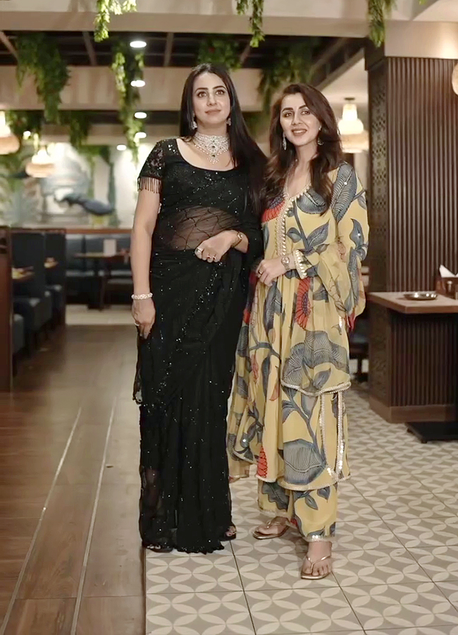 Bigg Boss Fame Sanjjanaa Galrani Son Birthday Celebrations Photos Viral14