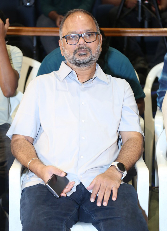 ‘గేదెల రాజు కాకినాడ తాలూకా’ ప్రీ రిలీజ్ ఈవెంట్ (ఫొటోలు) | Gedela Raju ...