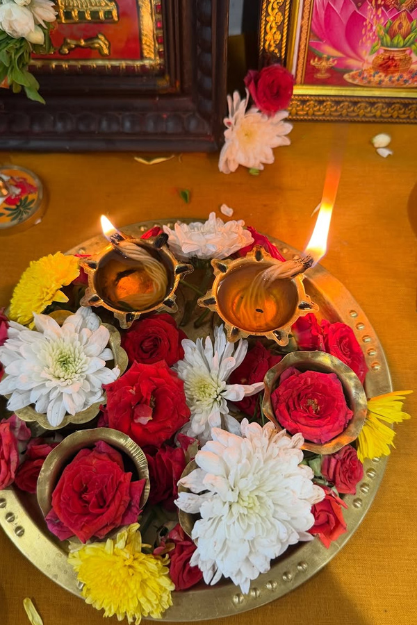 Tollywood Anchor Lasya Started  exhibition Photos11