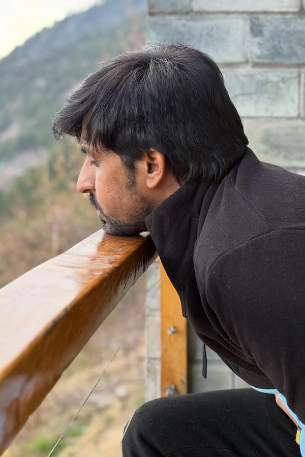 Actor Priyadarshi shares Beuatiful Himachal trip Moments with His wife PHotos11