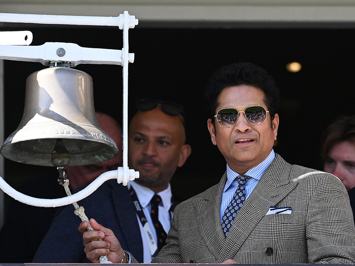 Cricketer Sachin Tendulkar Birthday Special Photos12