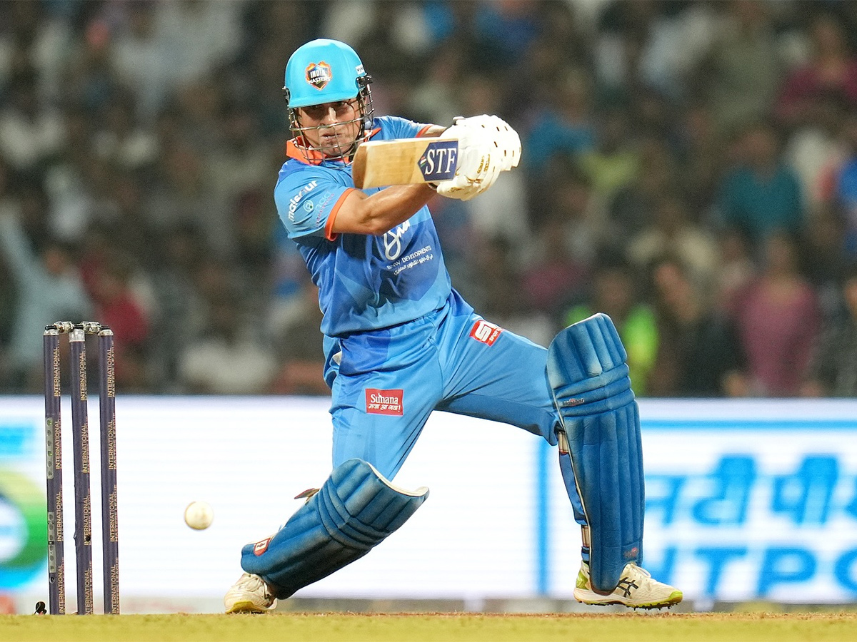 Cricketer Sachin Tendulkar Birthday Special Photos15