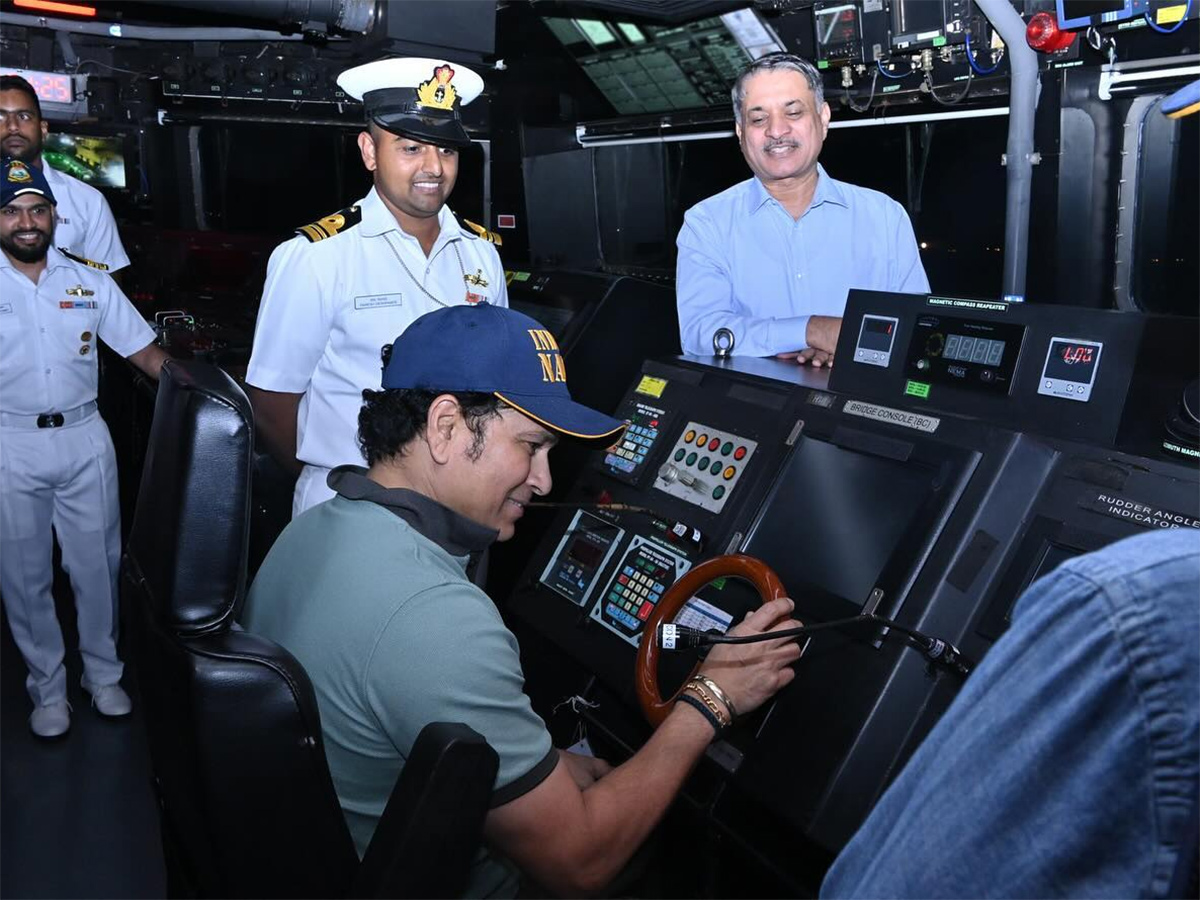 Cricketer Sachin Tendulkar Birthday Special Photos19