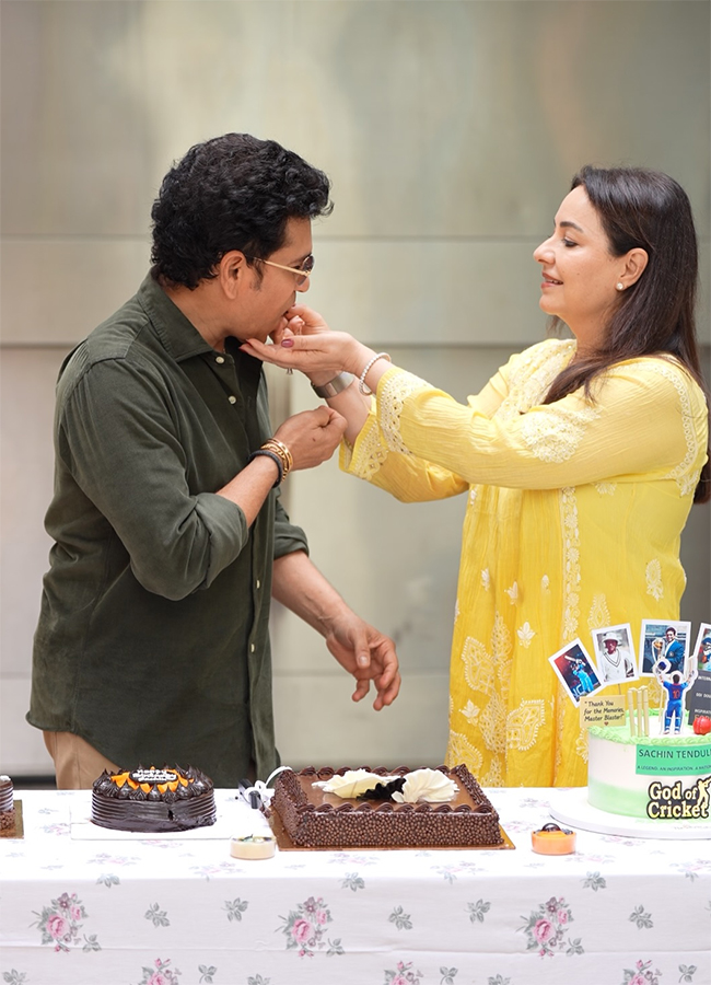Cricketer Sachin Tendulkar Birthday Special Photos23