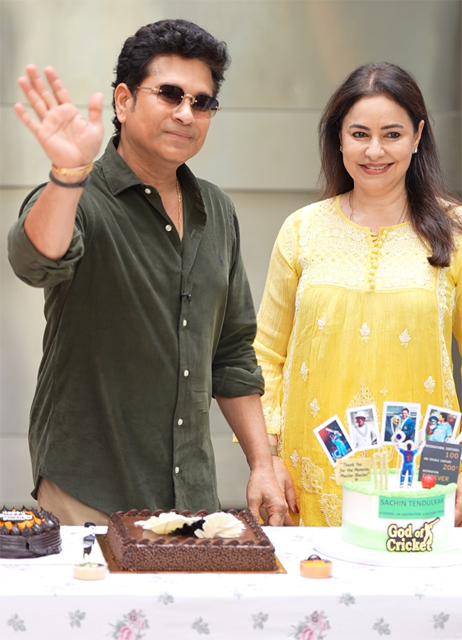 Cricketer Sachin Tendulkar Birthday Special Photos25