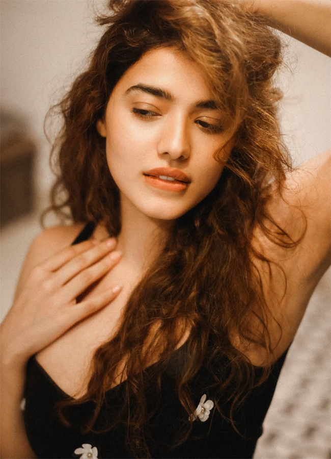 Tollywood Actress Ketika Sharma Viral Photos11