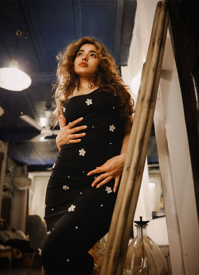 Tollywood Actress Ketika Sharma Viral Photos4