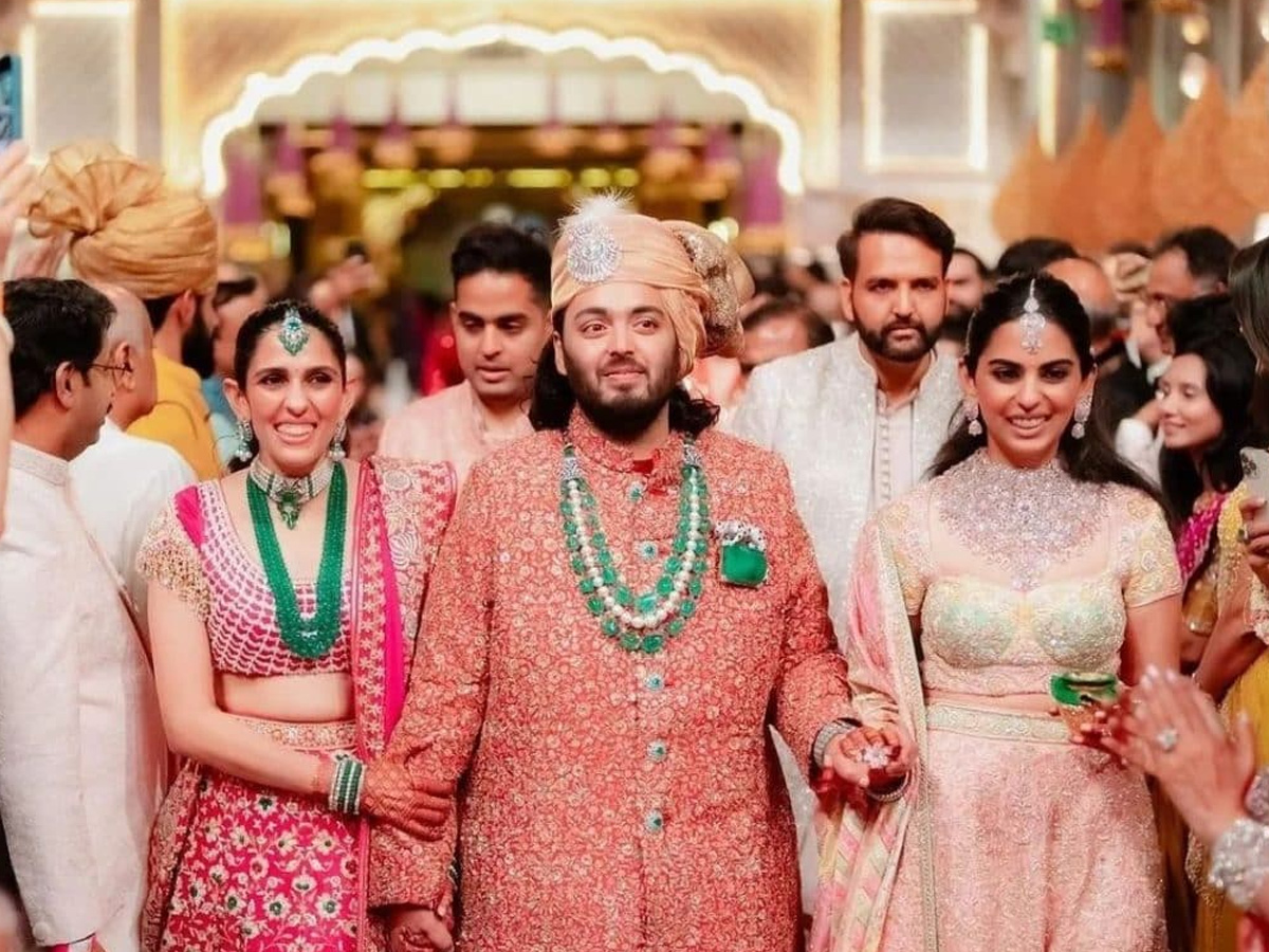 Beautiful glimpse of Ambani Family PHotos10